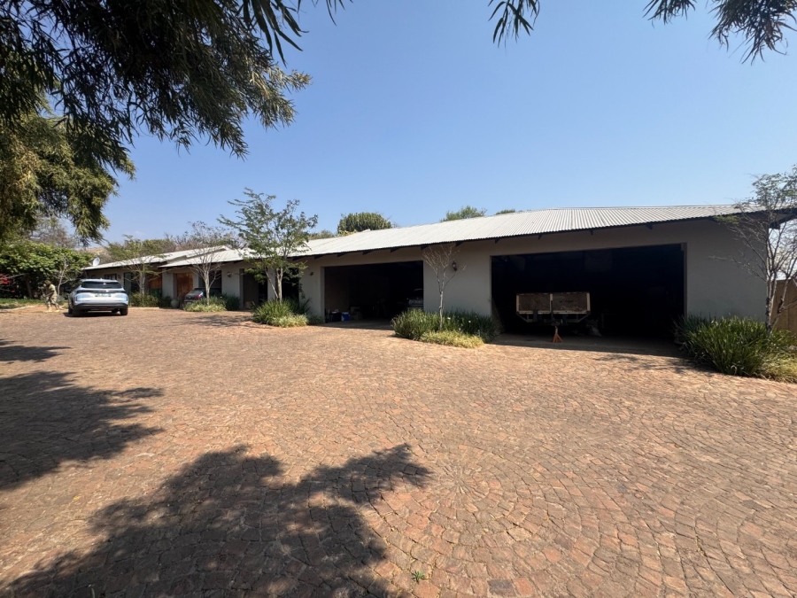 To Let 3 Bedroom Property for Rent in Zilkaatsnek North West